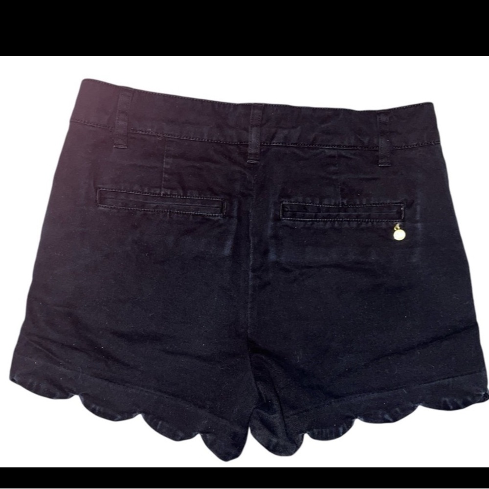Crown & Ivy Girls Navy Blue Flat Front Slash Pocket Chino Scalloped Shorts - Picture 2 of 3